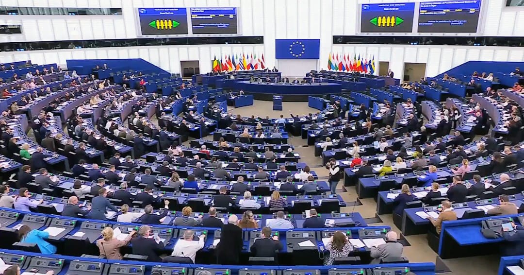 Niger : Le Parlement européen exige la fin du calvaire pour Mohamed Bazoum après 950 jours de détention