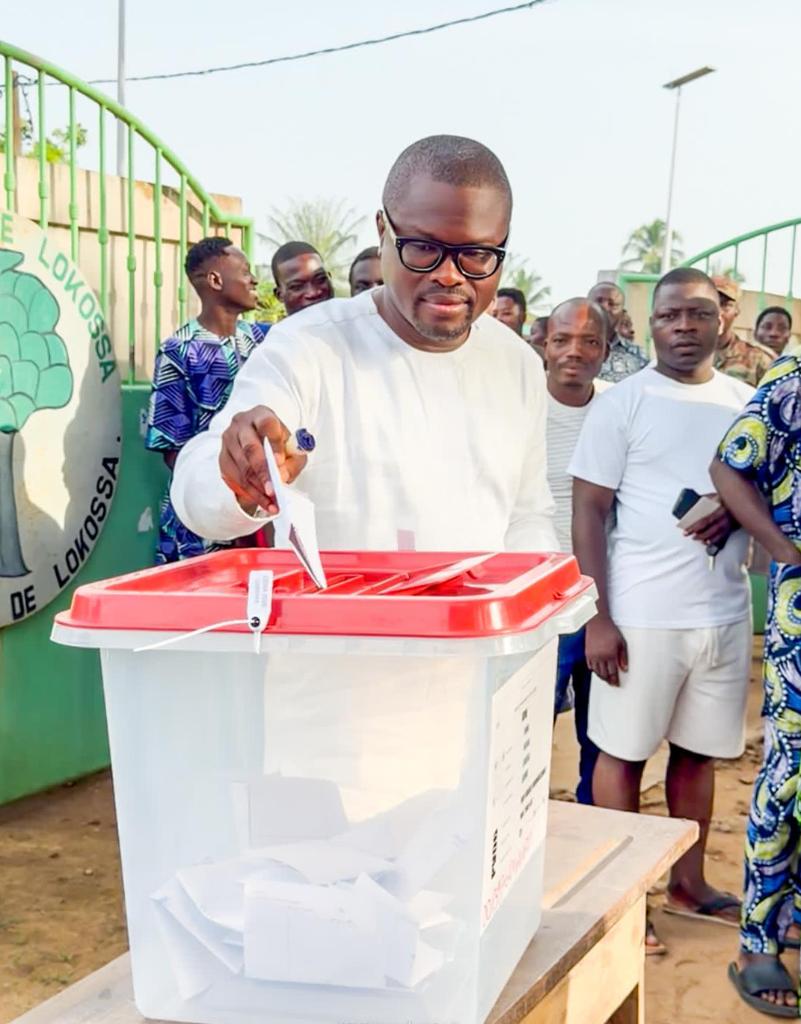 Romuald Wadagni votant lors de la présidentielle Bénin 2026 à Lokossa.