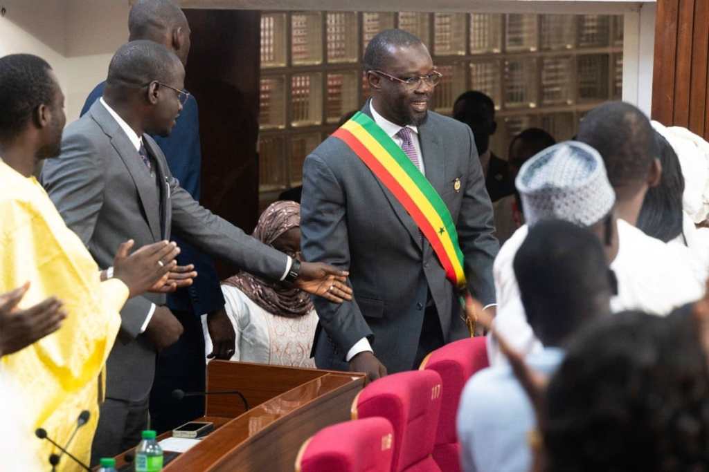 Sénégal : Sonko, limogé vendredi, président de l&rsquo;Assemblée nationale dès mardi — le retour le plus foudroyant de la politique africaine