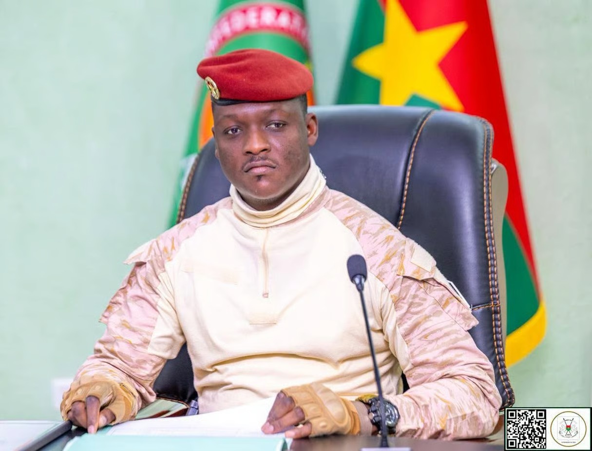 Burkina Faso : quatre ans après le putsch, entre reconquête revendiquée et libertés en recul