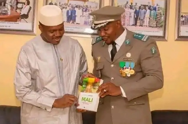 Mali : le colonel Alpha Yaya Sangaré condamné à 20 ans de prison pour la sortie d’un livre qui dérangeait la junte